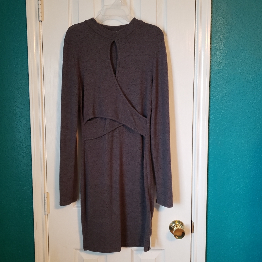 Grey Criss Cross long sleeved Dress